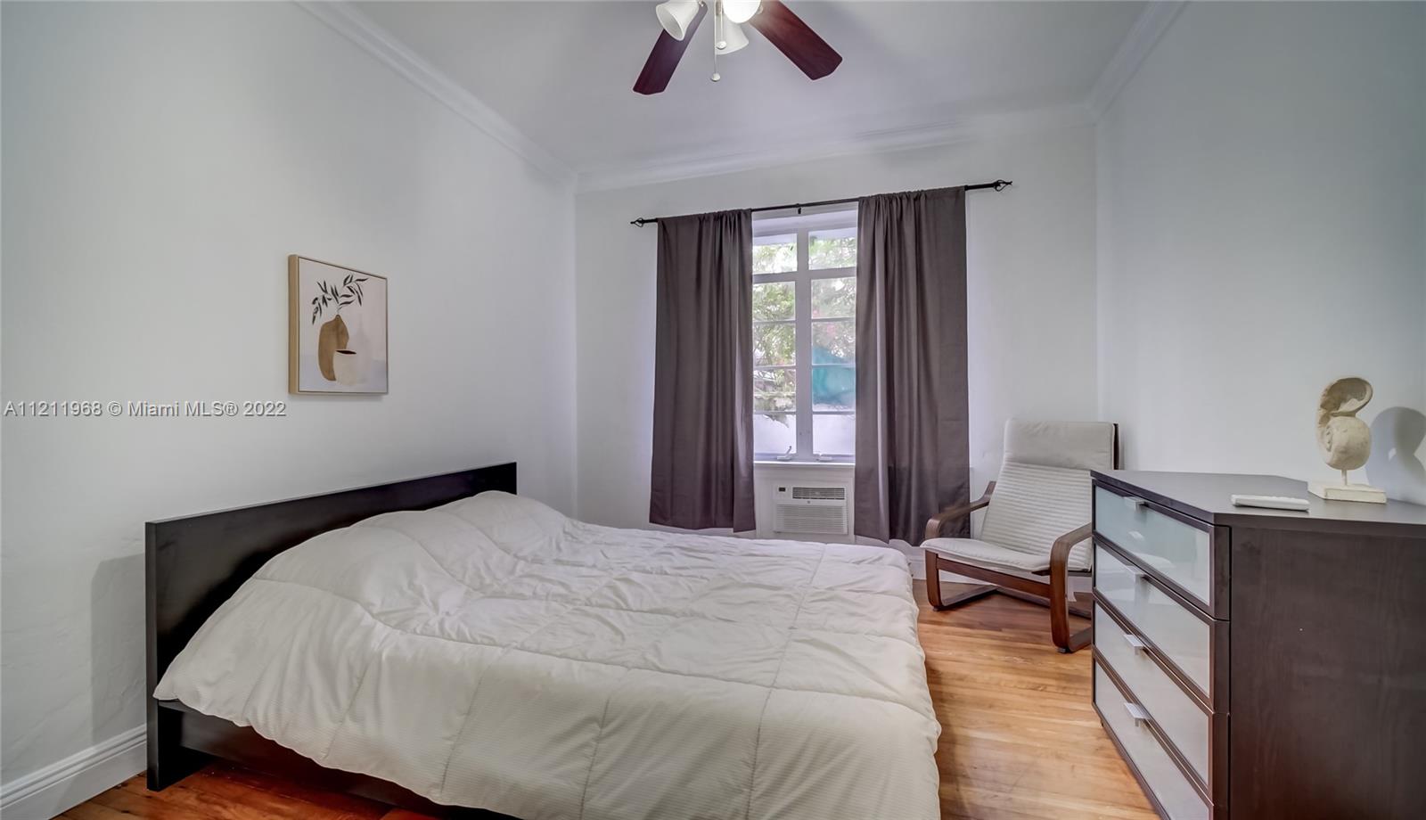 825 Jefferson Ave Unit: 2