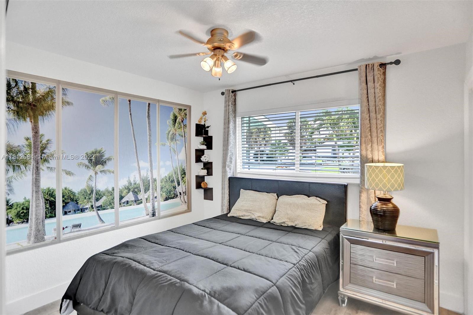 664 NW 30th Ct