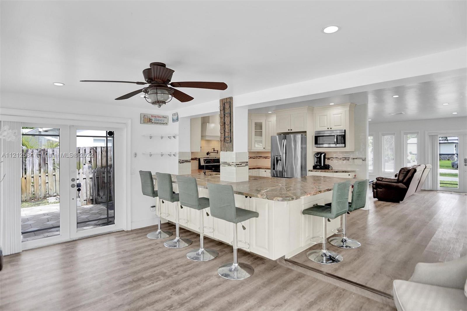 664 NW 30th Ct