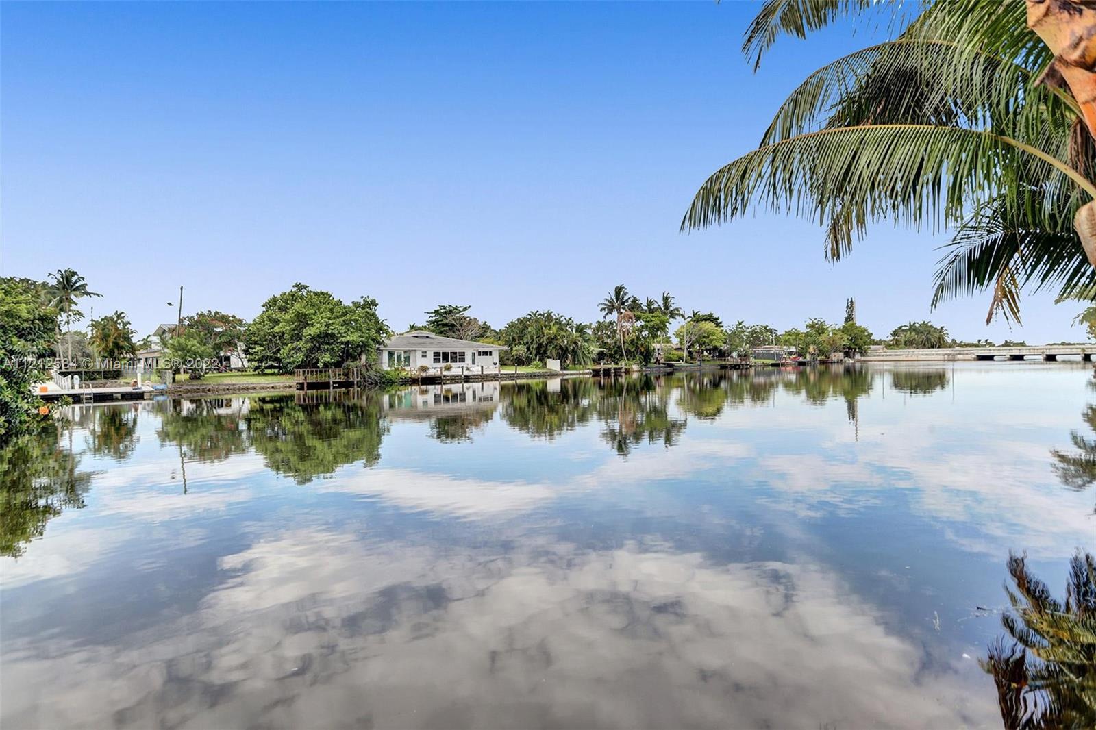 664 NW 30th Ct