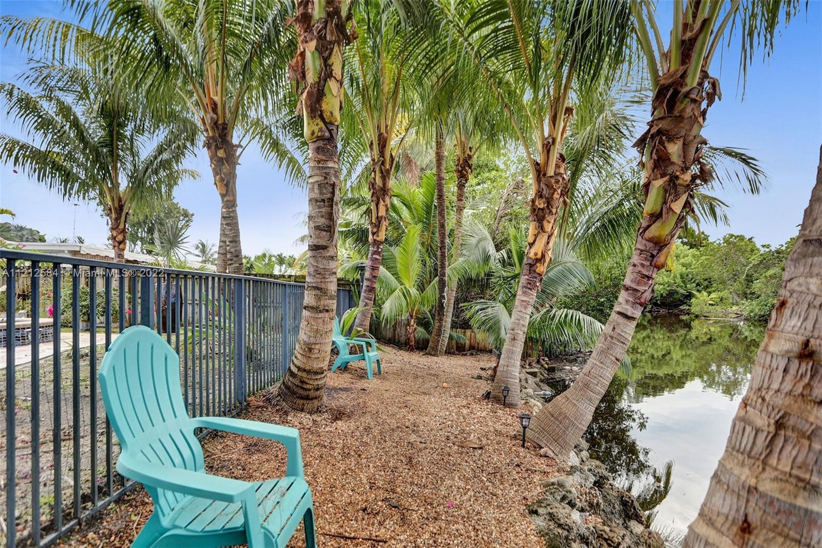 664 NW 30th Ct