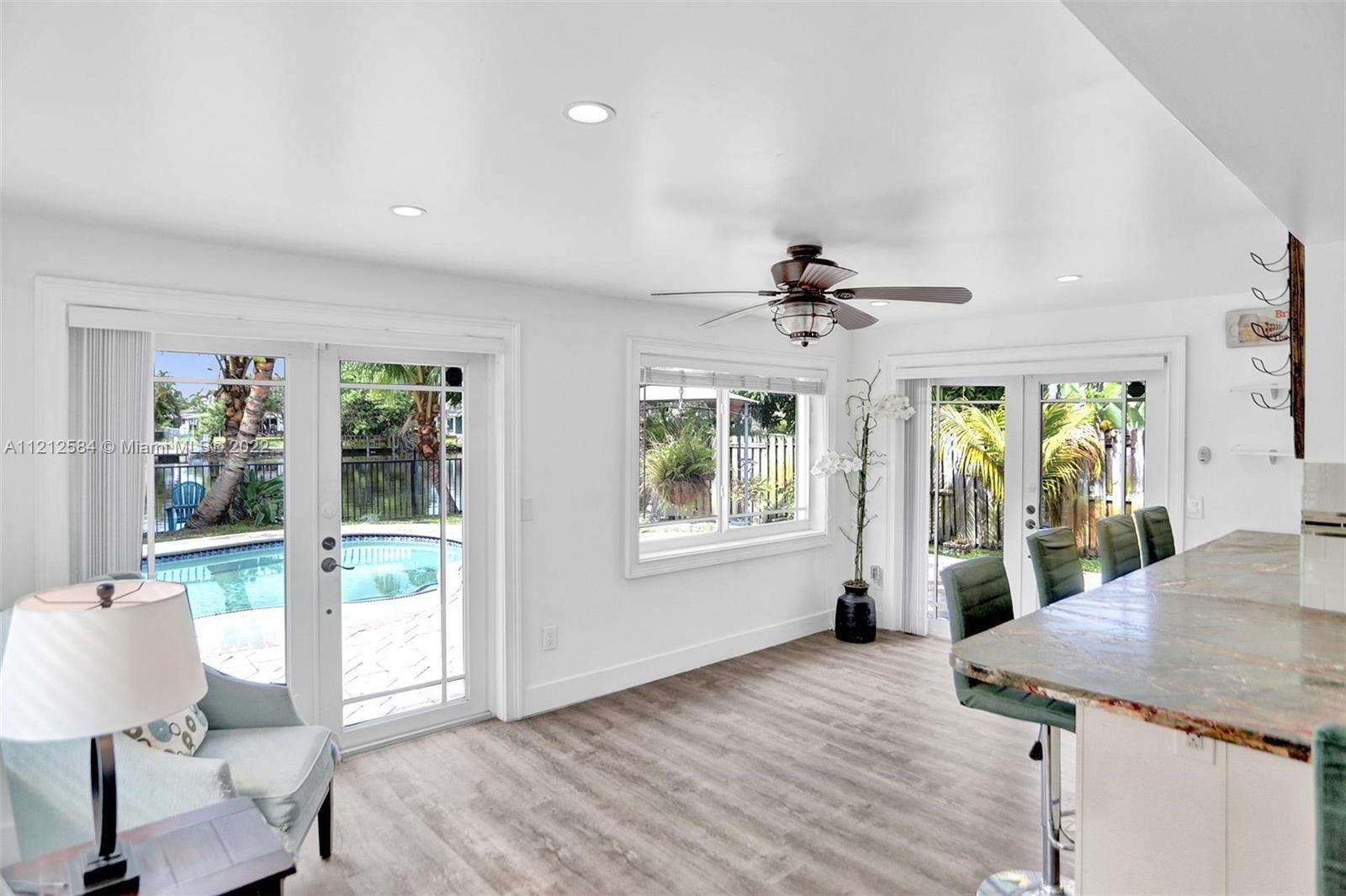 664 NW 30th Ct