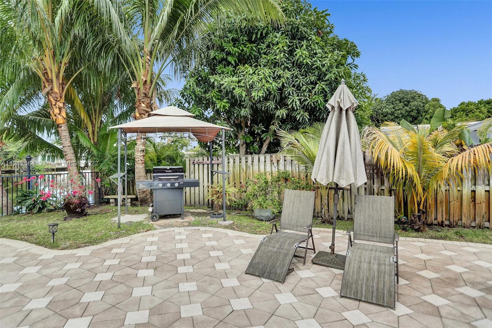 664 NW 30th Ct