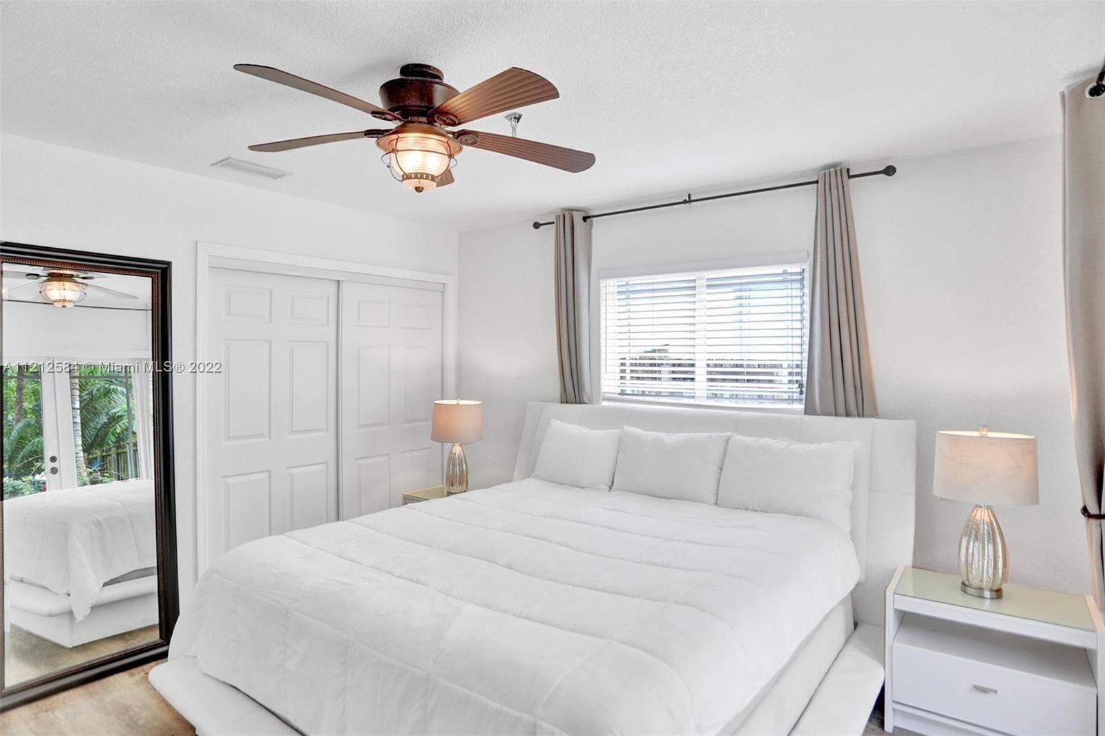 664 NW 30th Ct