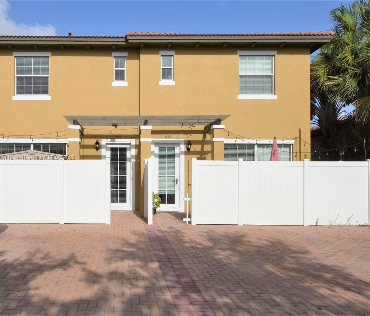 1418 SW 147th Ter
