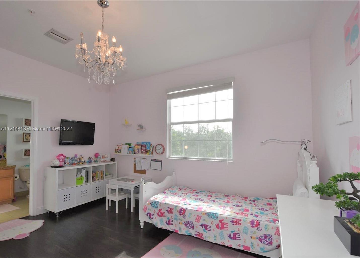 1418 SW 147th Ter