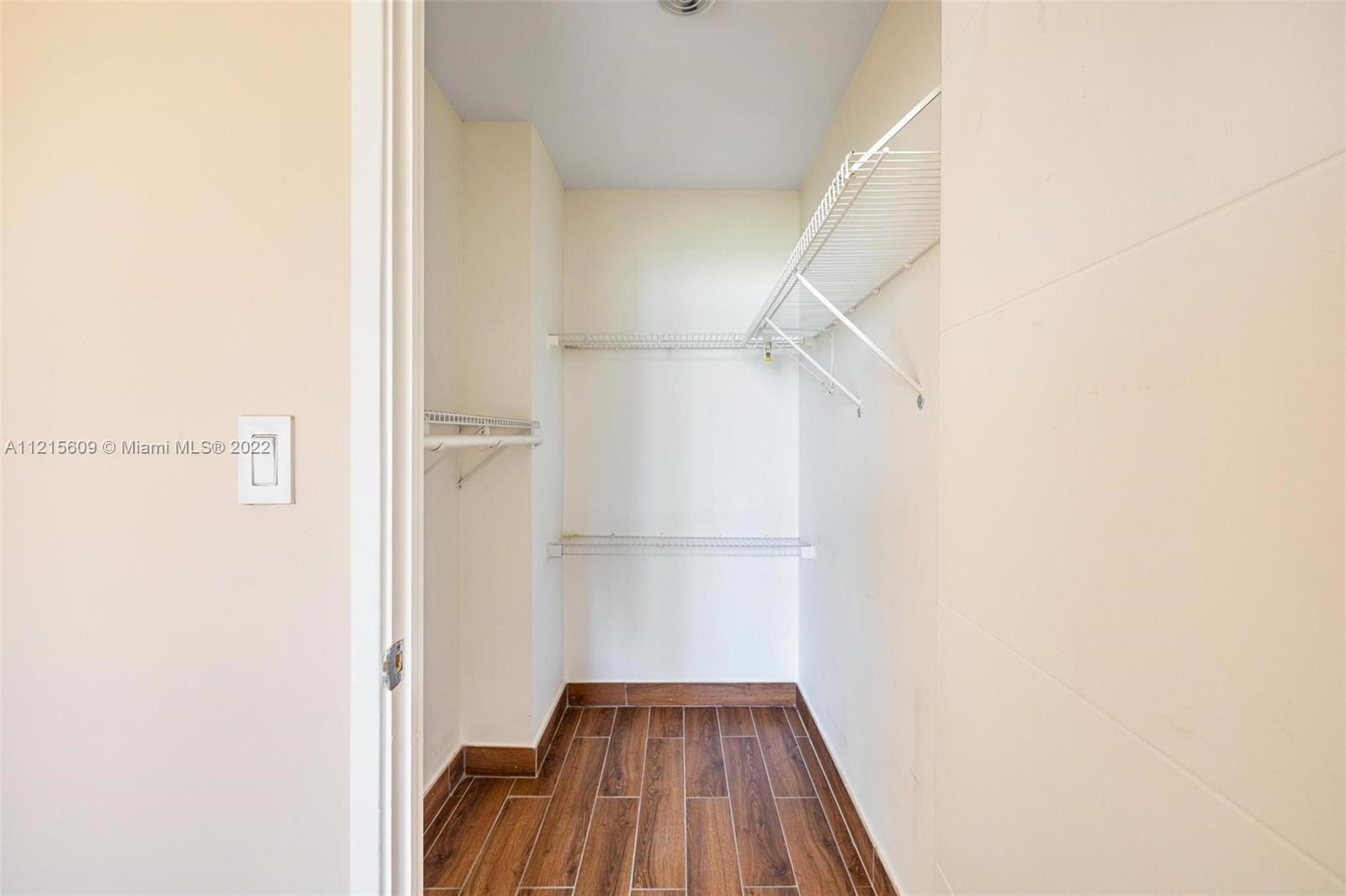 290 174th St Unit: 612