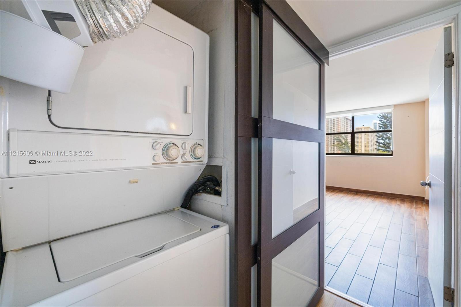 290 174th St Unit: 612