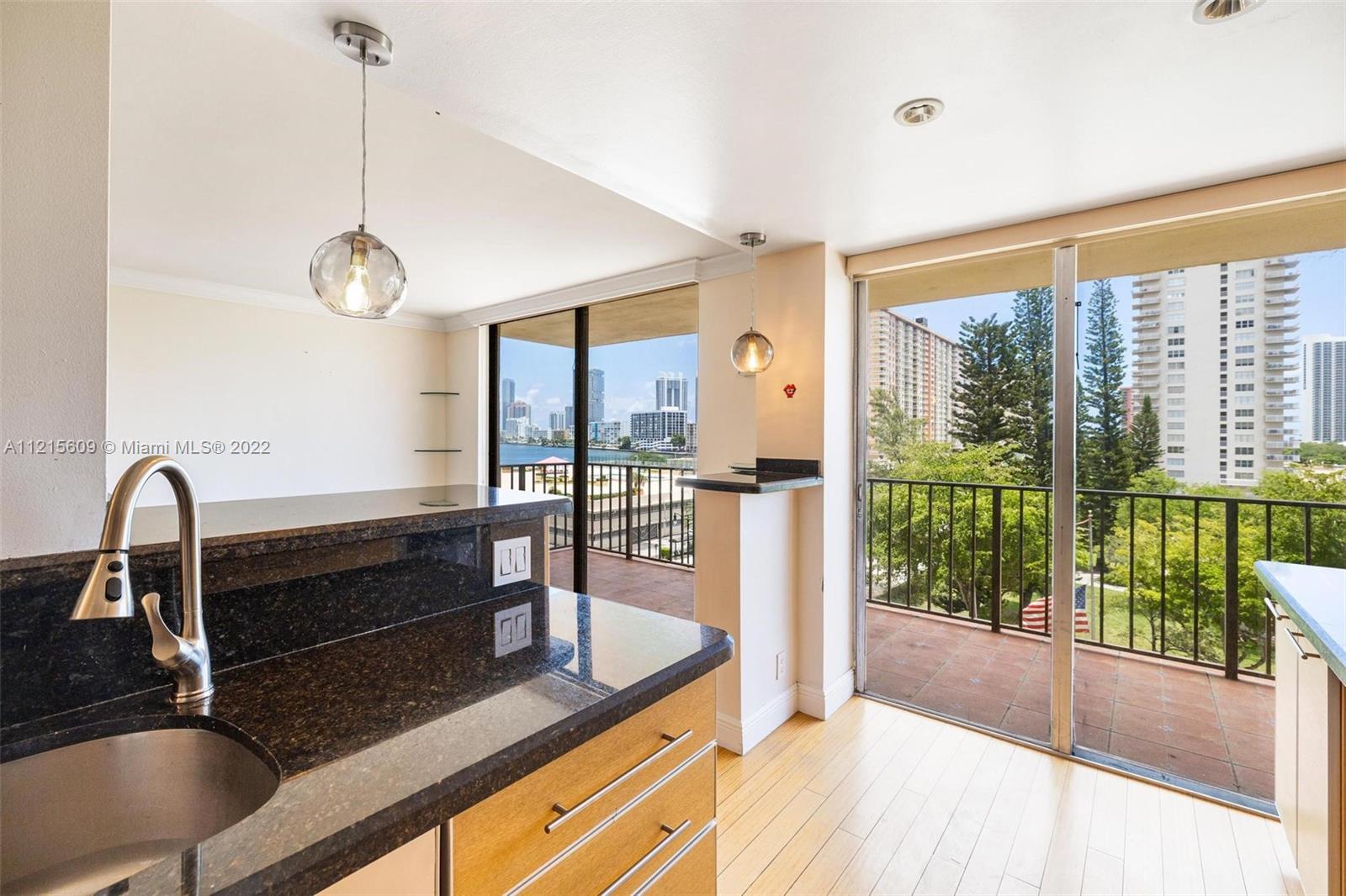 290 174th St Unit: 612