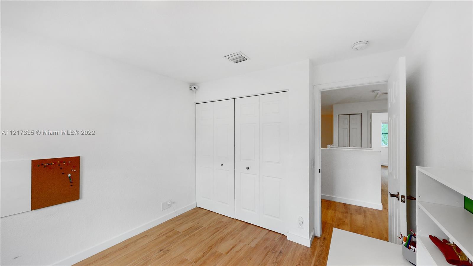 620 Honeysuckle Ln