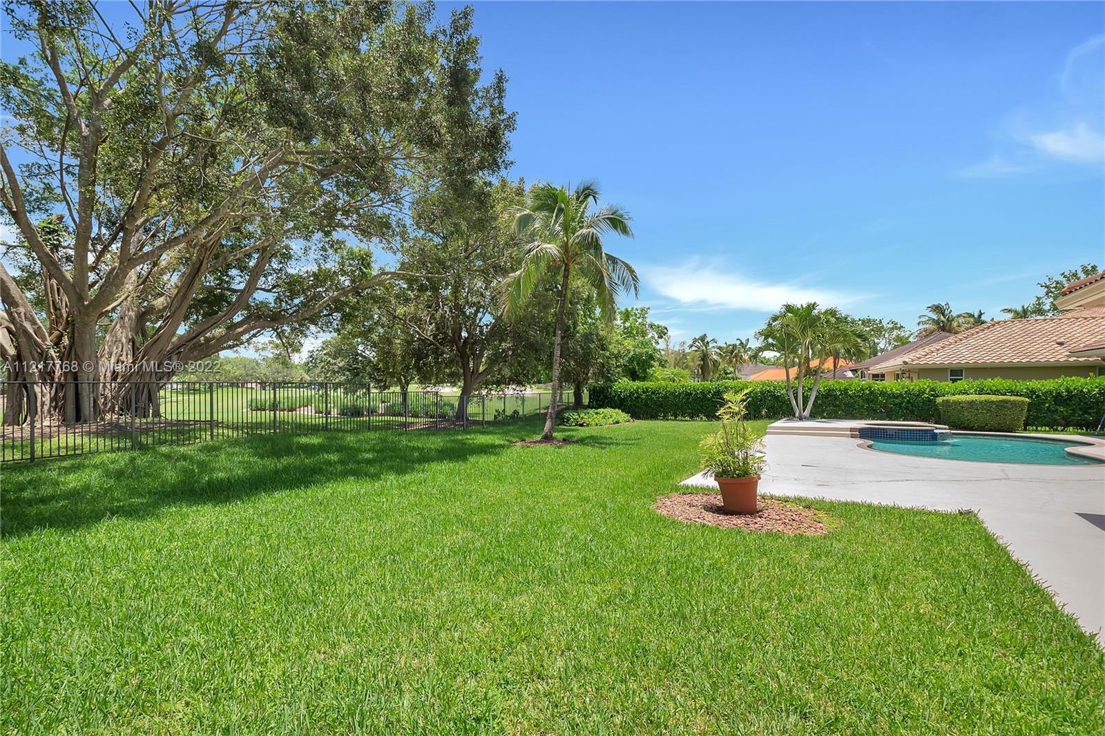 2686 Cypress Ln