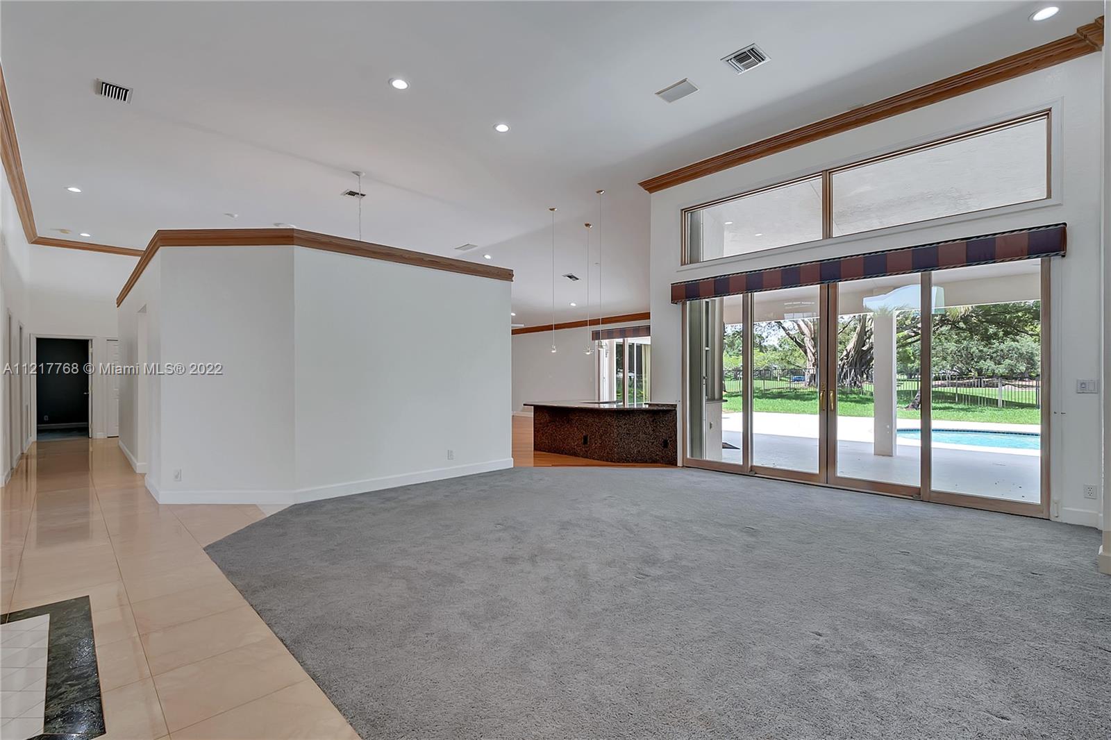 2686 Cypress Ln