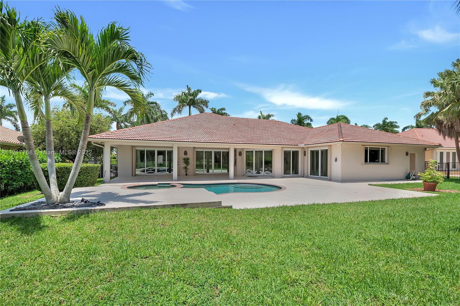 2686 Cypress Ln