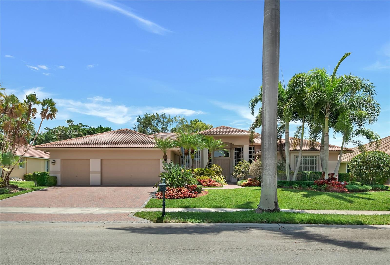2686 Cypress Ln