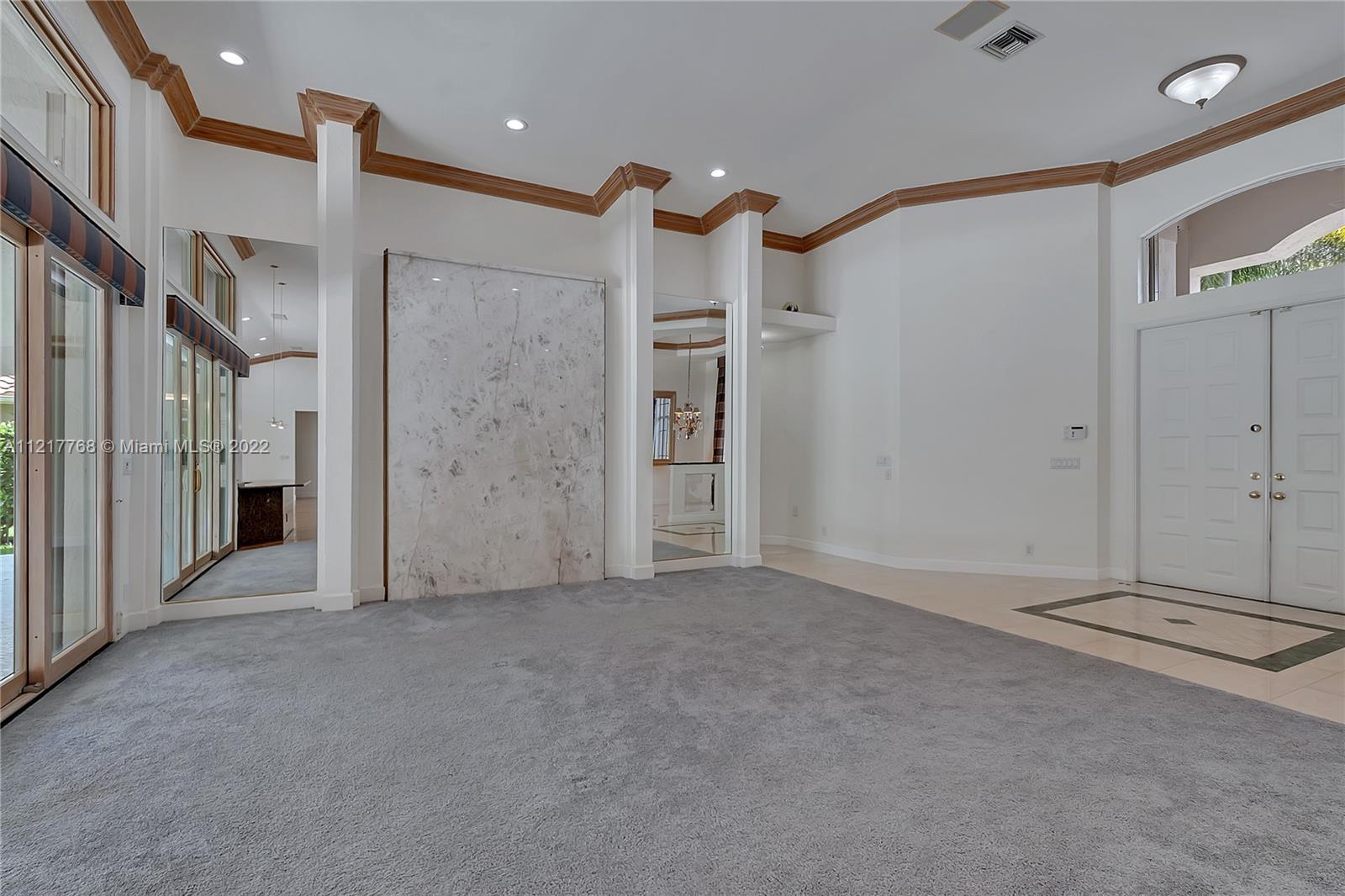 2686 Cypress Ln