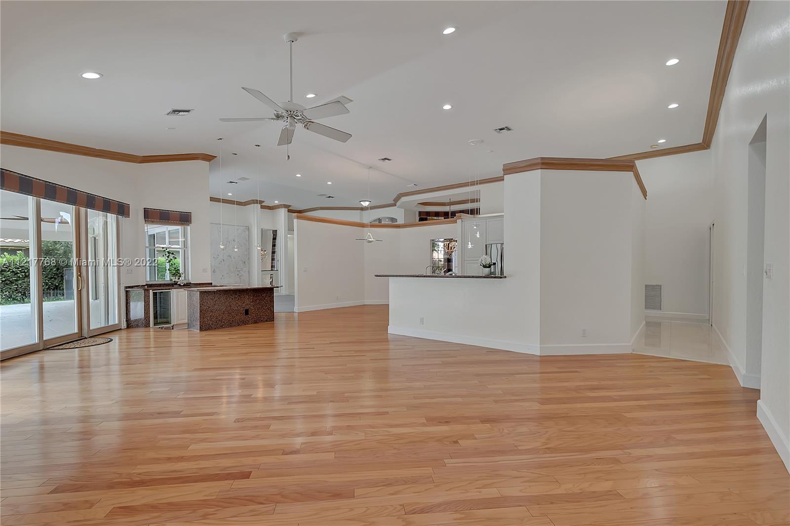 2686 Cypress Ln