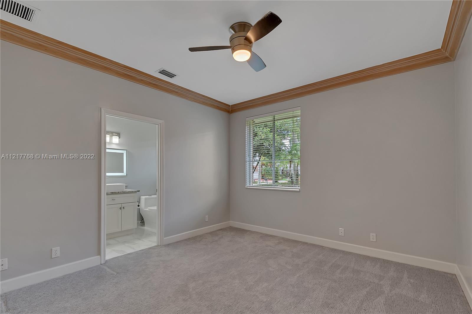 2686 Cypress Ln