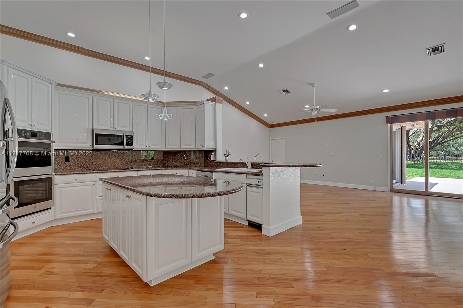 2686 Cypress Ln