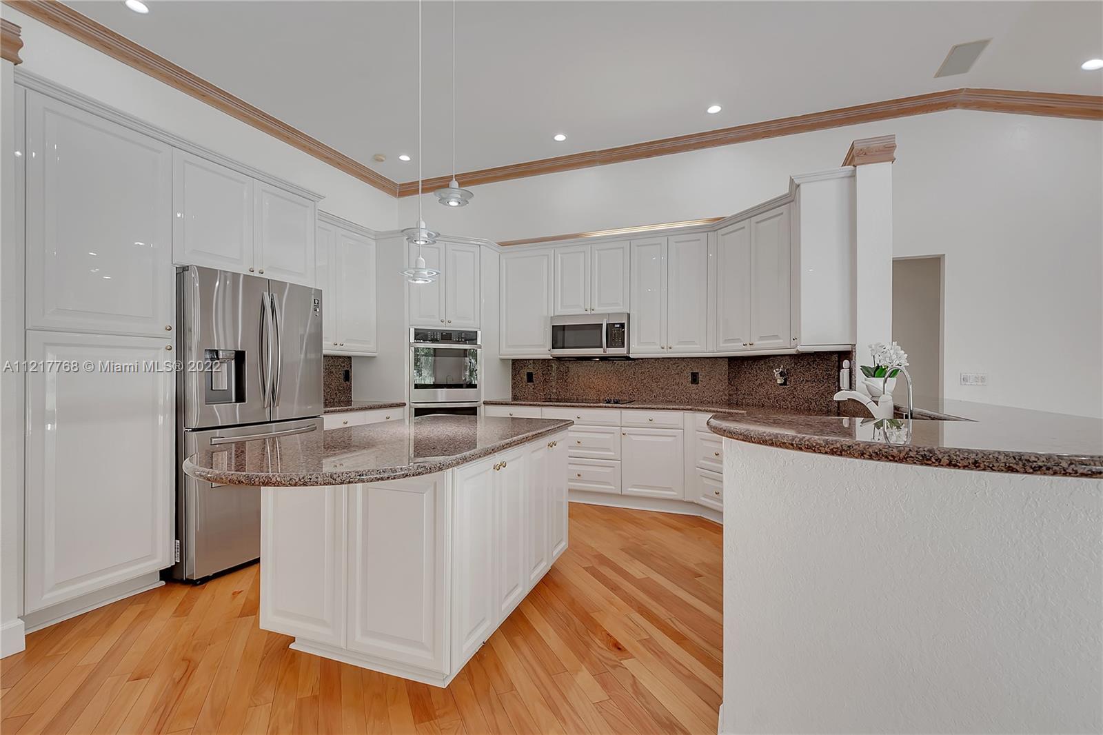 2686 Cypress Ln