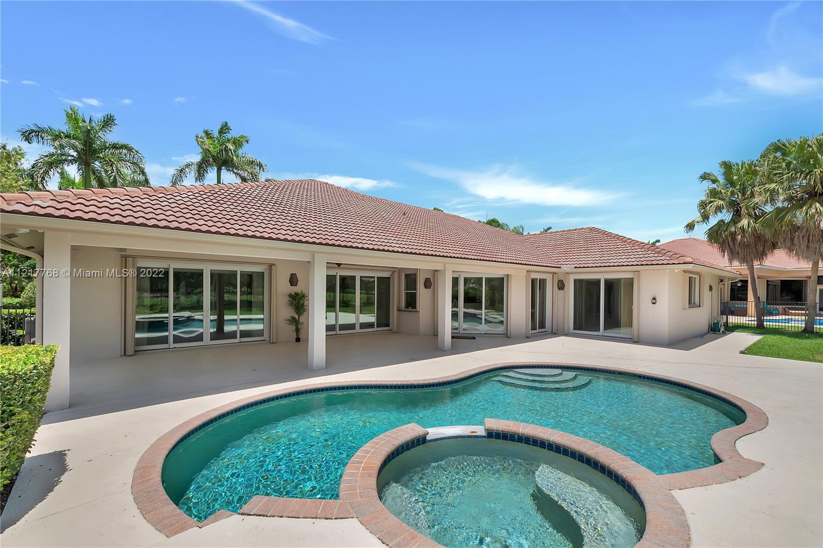 2686 Cypress Ln