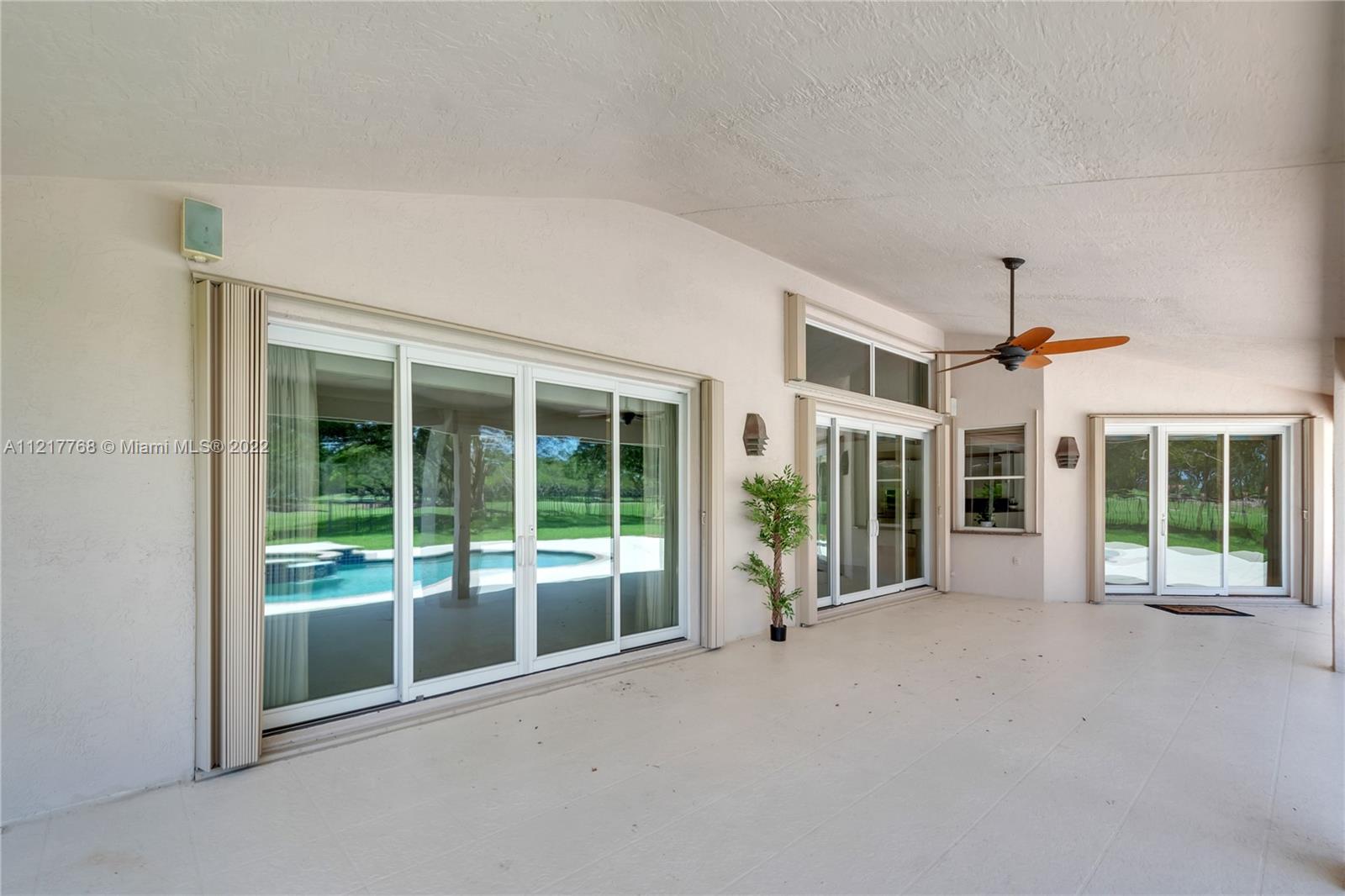2686 Cypress Ln