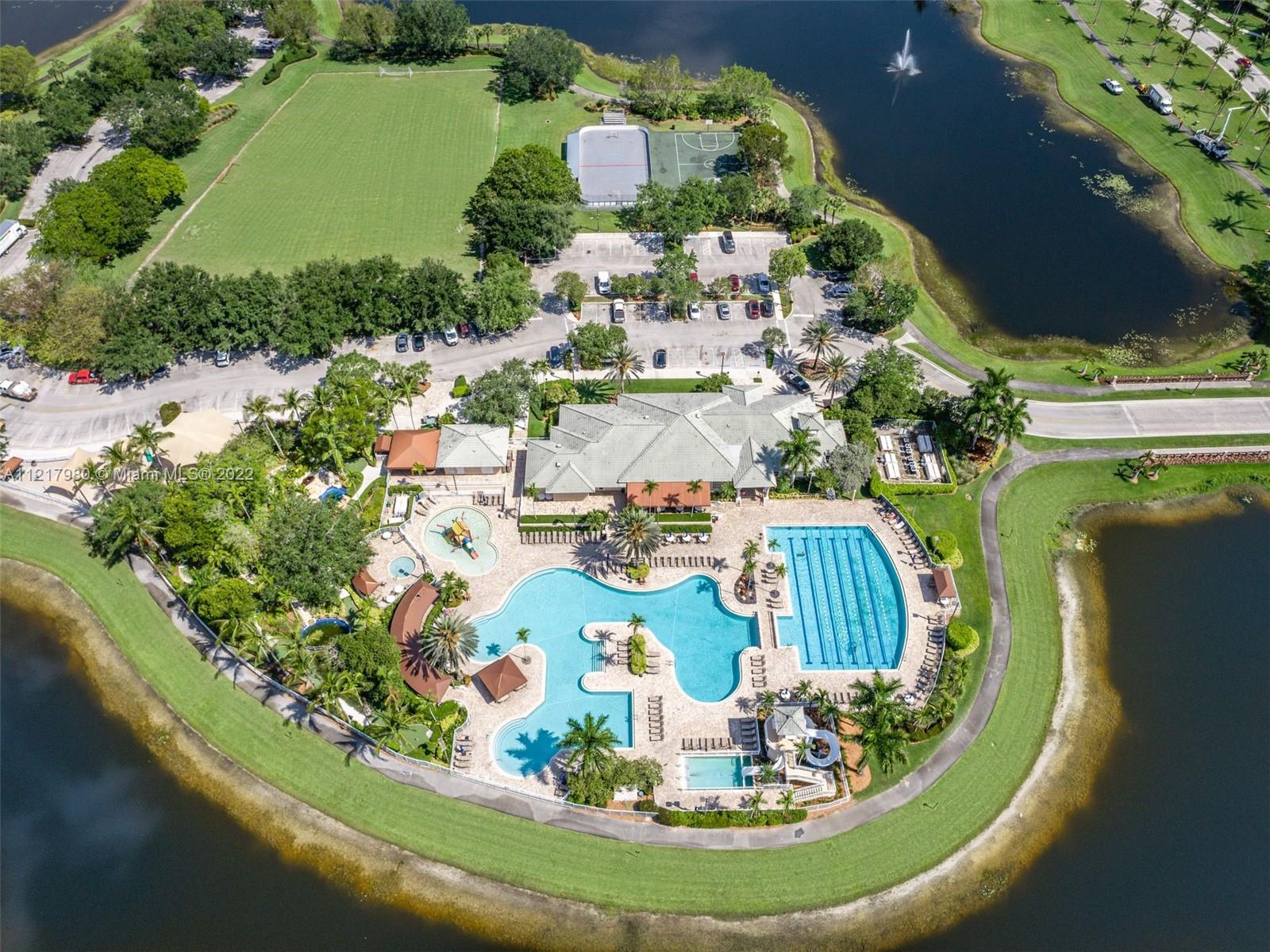1418 Sandpiper Cir