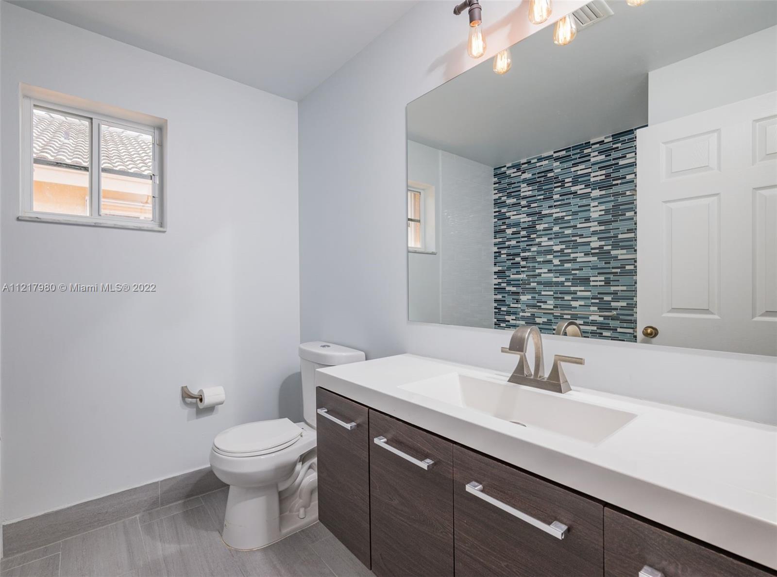 1418 Sandpiper Cir