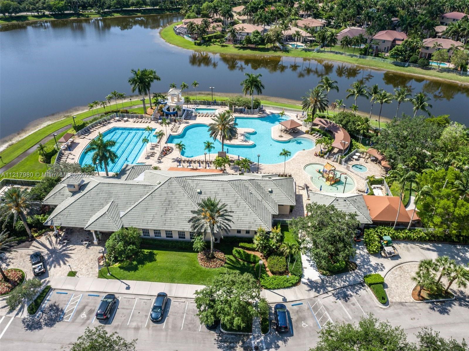 1418 Sandpiper Cir