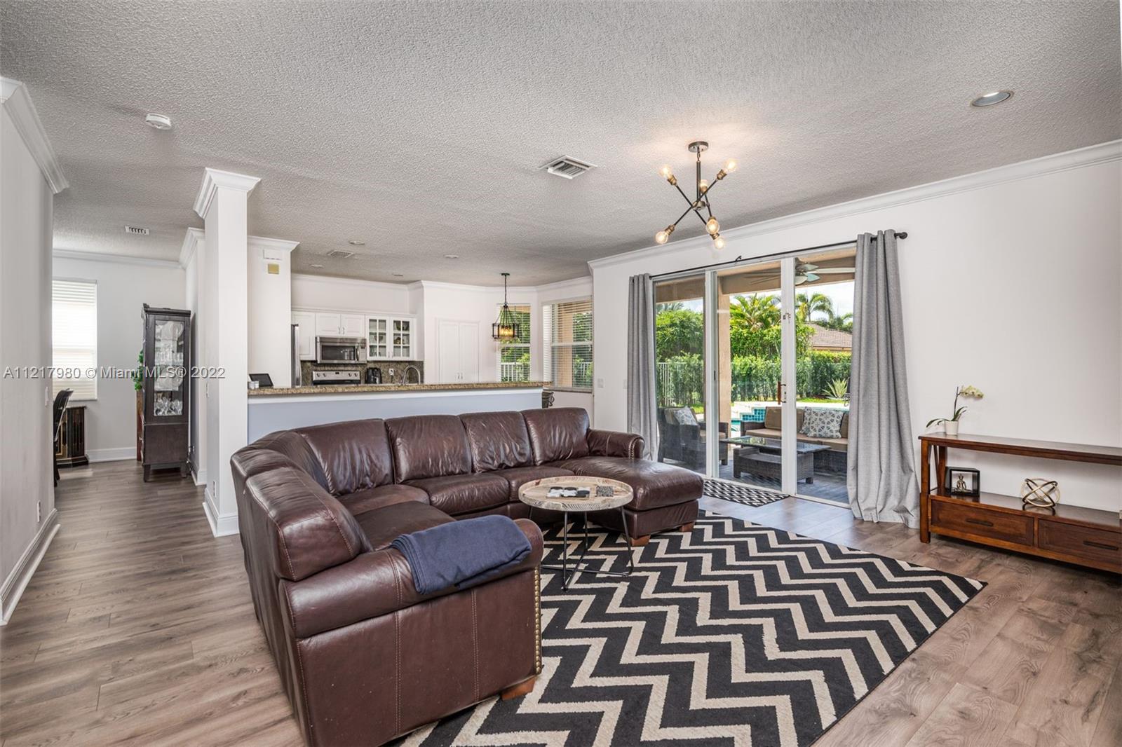 1418 Sandpiper Cir