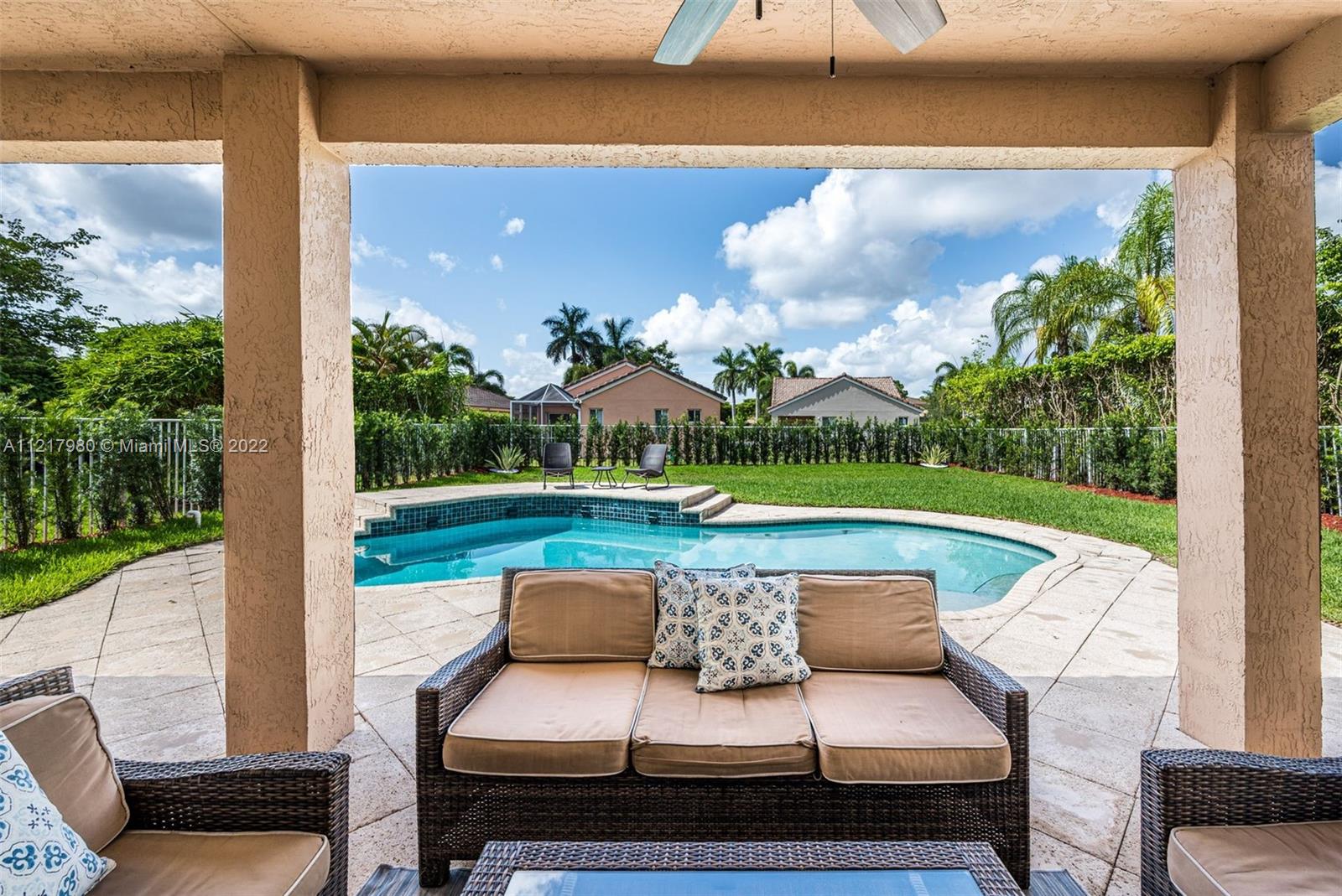 1418 Sandpiper Cir