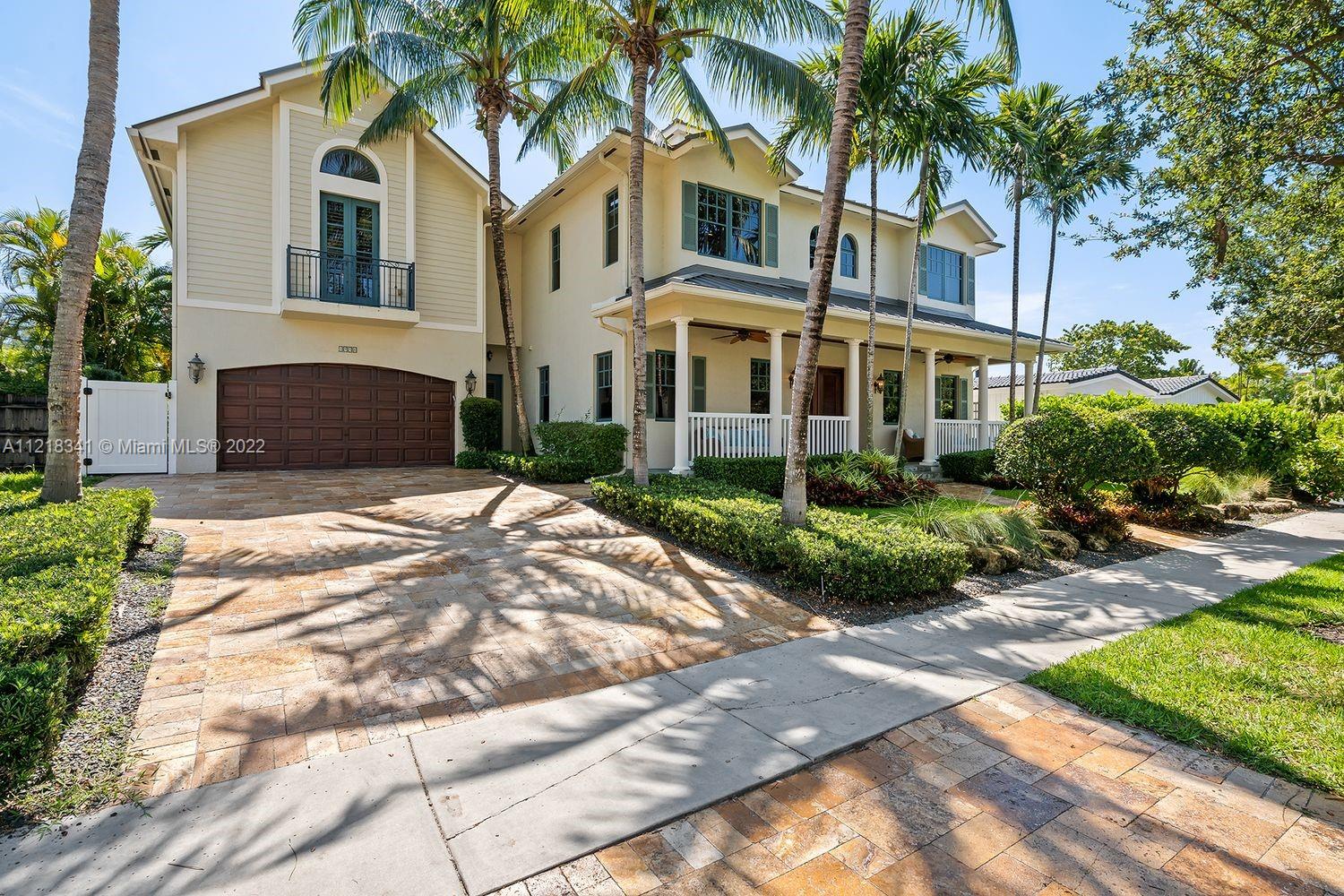 1958 Harbourview Dr