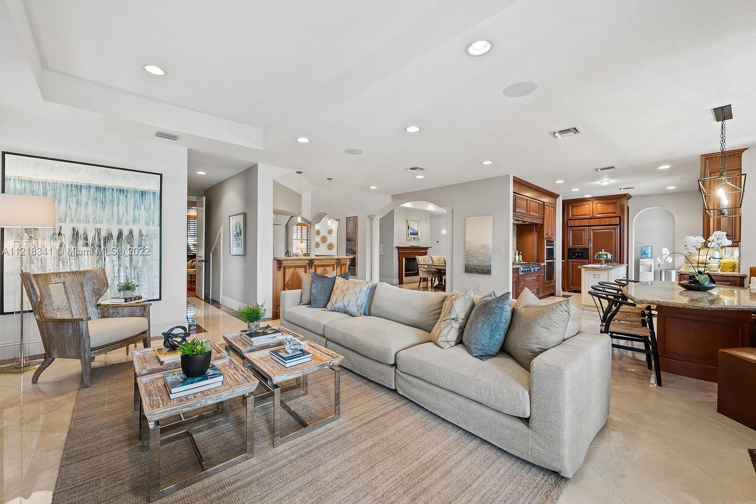1958 Harbourview Dr