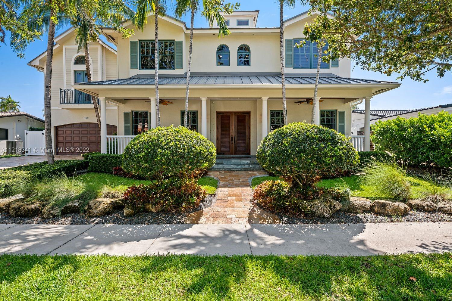 1958 Harbourview Dr