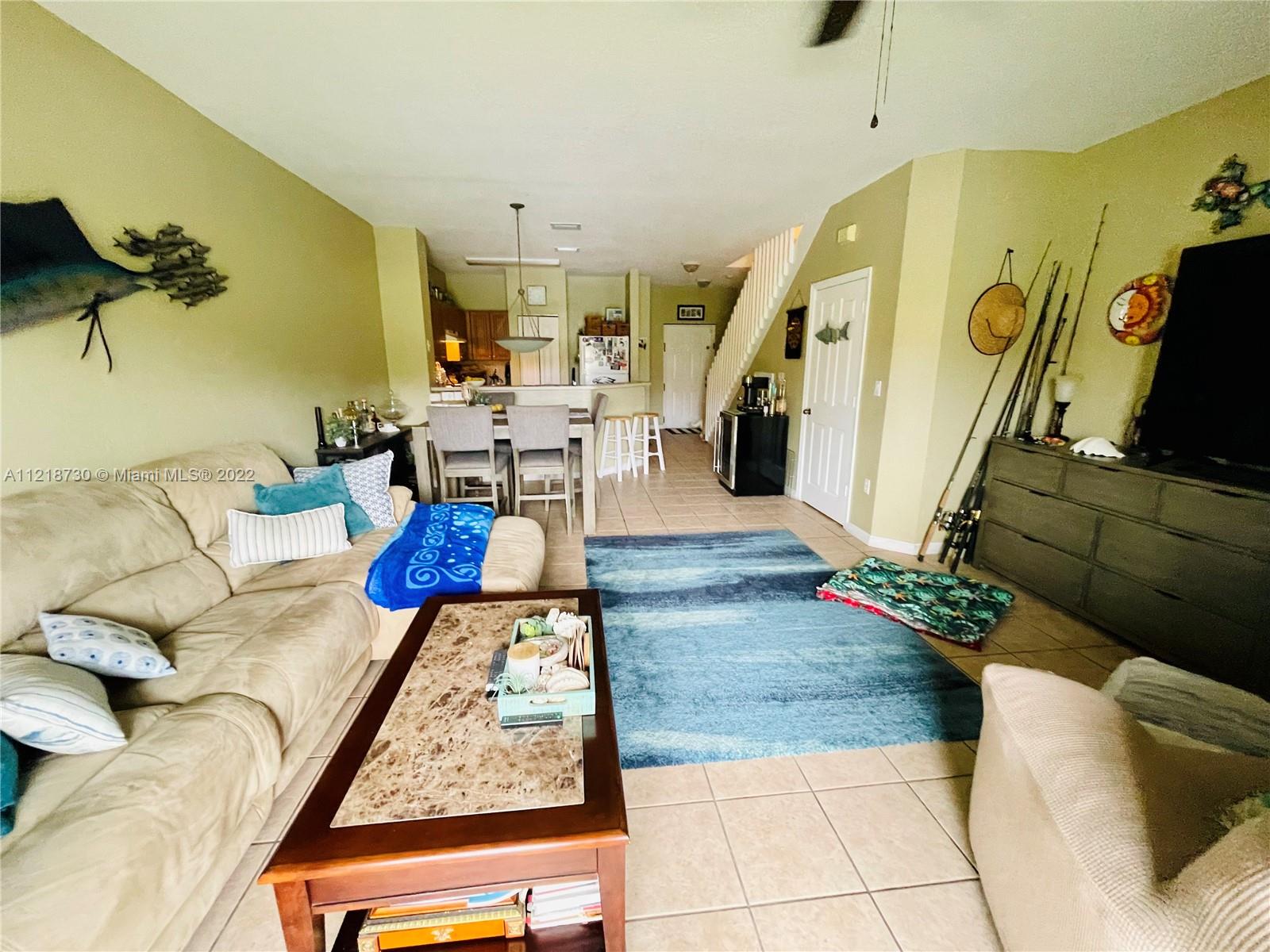 5747 Isles Cir Unit: 5747