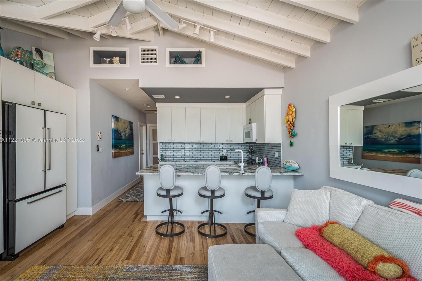 3400 N Surf Rd Unit: 2