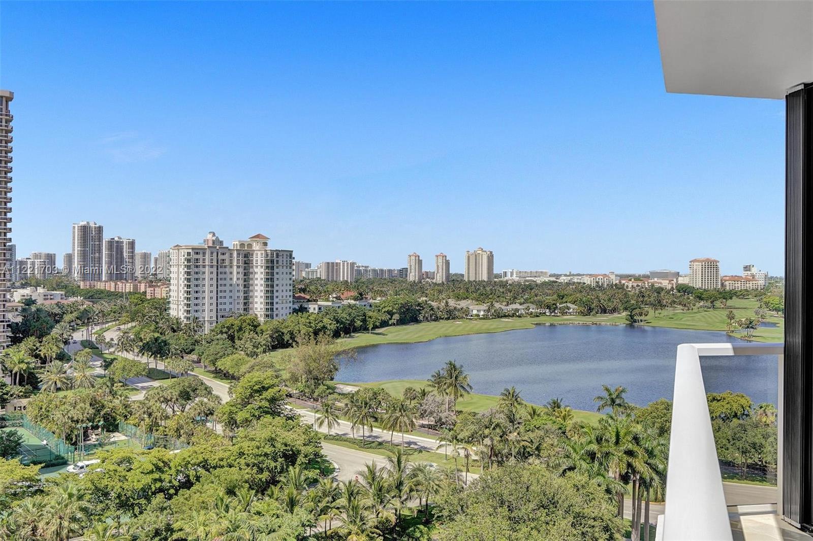 20281 E Country Club Dr Unit: 1015