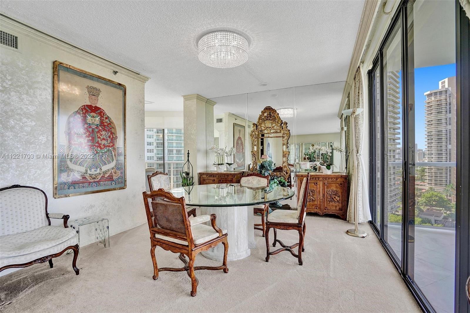 20281 E Country Club Dr Unit: 1015