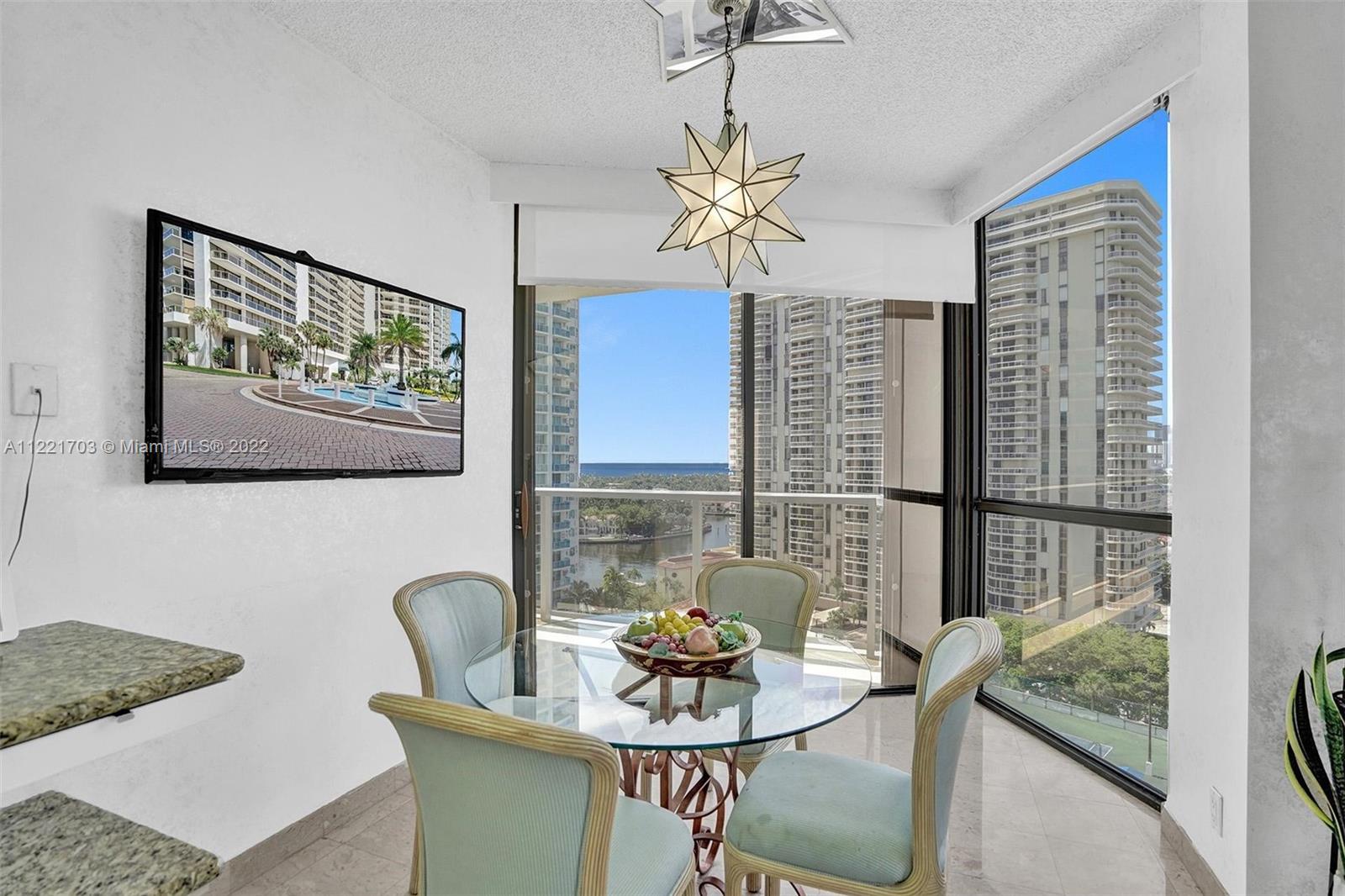 20281 E Country Club Dr Unit: 1015