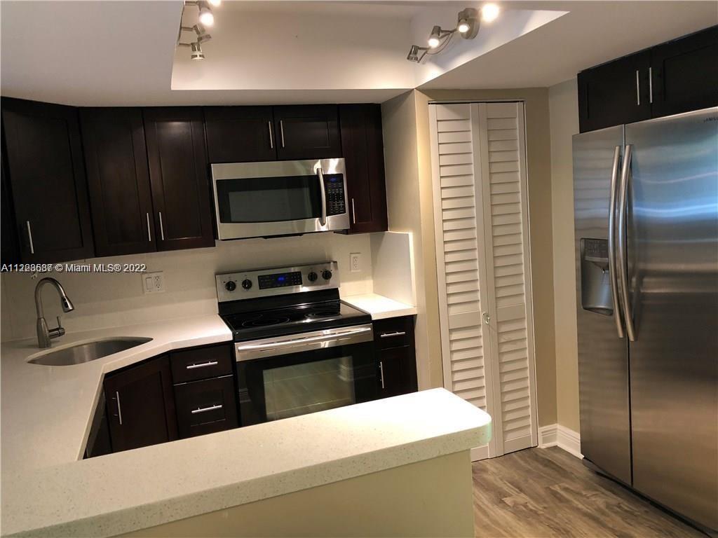 3241 Riverside Dr Unit: D-101