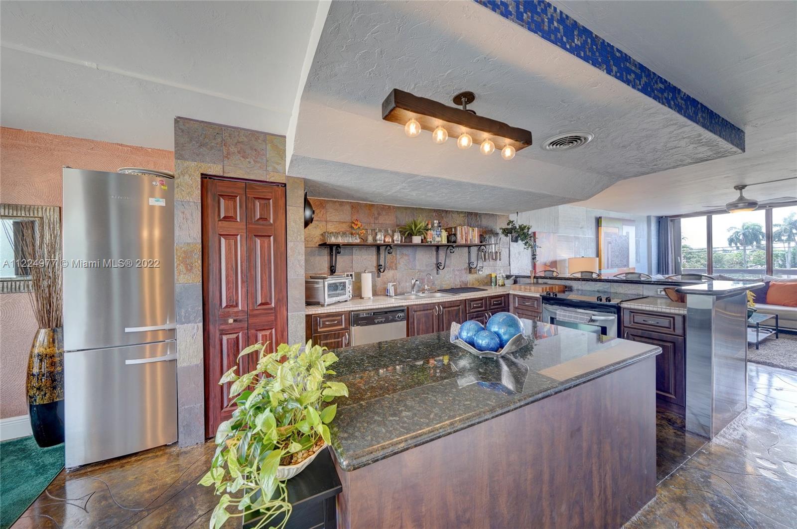 1401 S Federal Hwy Unit: 216