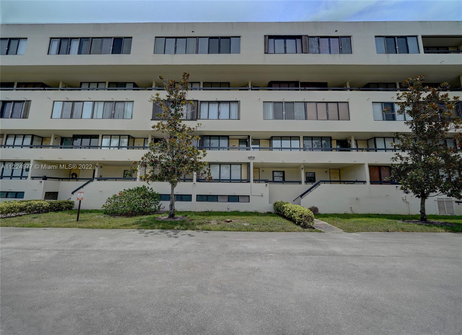 1401 S Federal Hwy Unit: 216