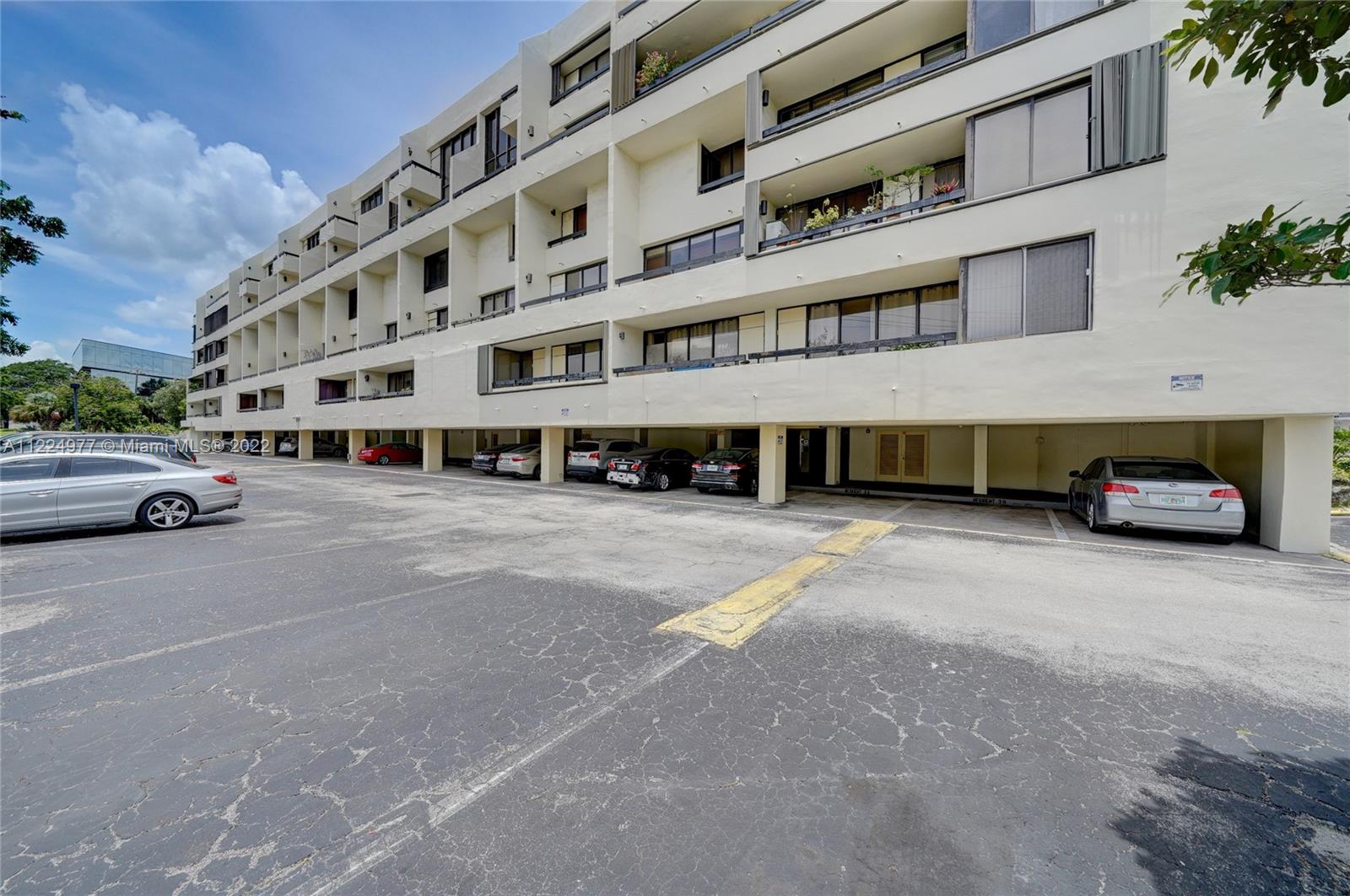 1401 S Federal Hwy Unit: 216