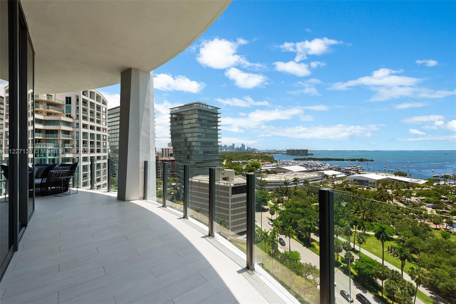 2811 S Bayshore Dr Unit: 15D