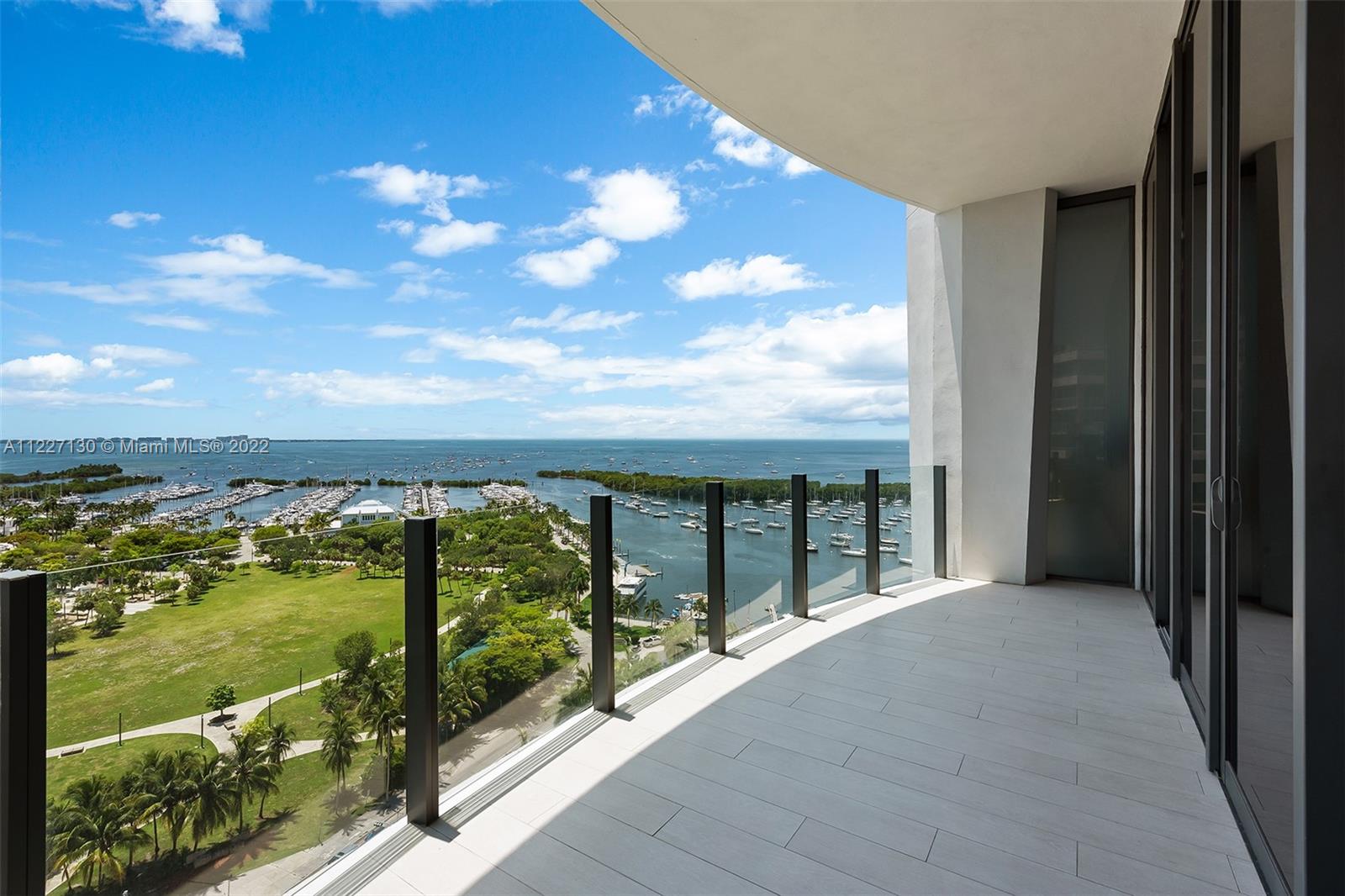 2811 S Bayshore Dr Unit: 15D