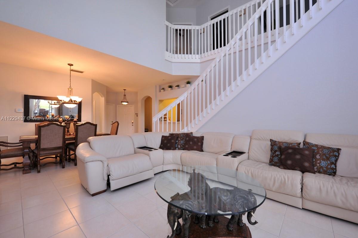 7901 S Aragon Blvd Unit: 4