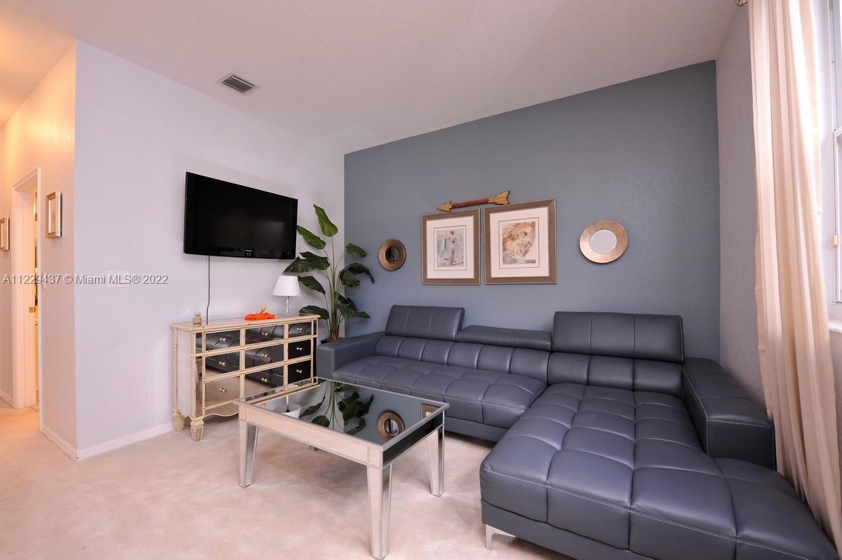 7901 S Aragon Blvd Unit: 4