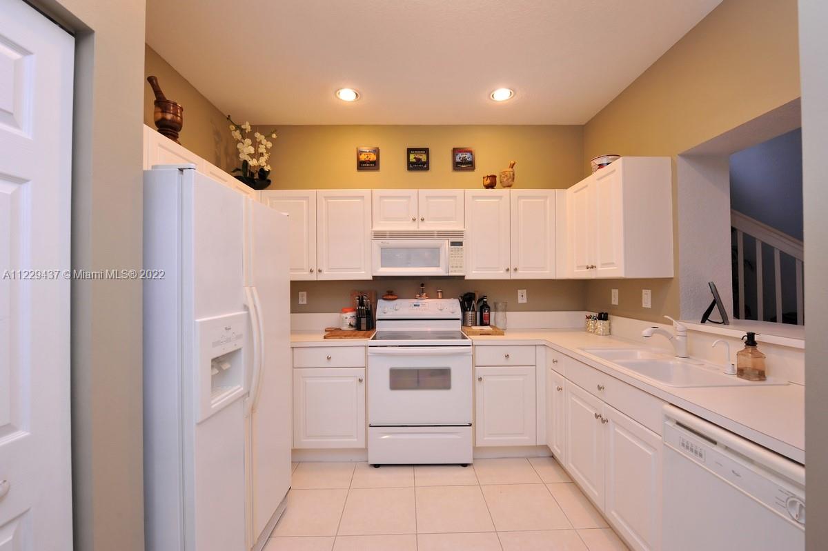 7901 S Aragon Blvd Unit: 4