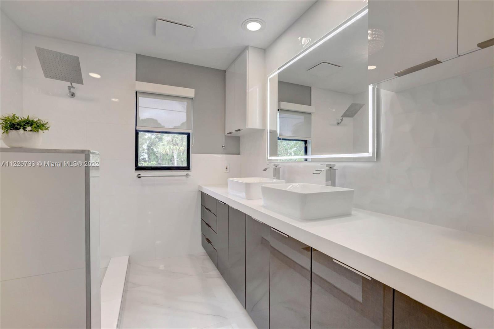 2501 SE Morningside Blvd Unit: 2501