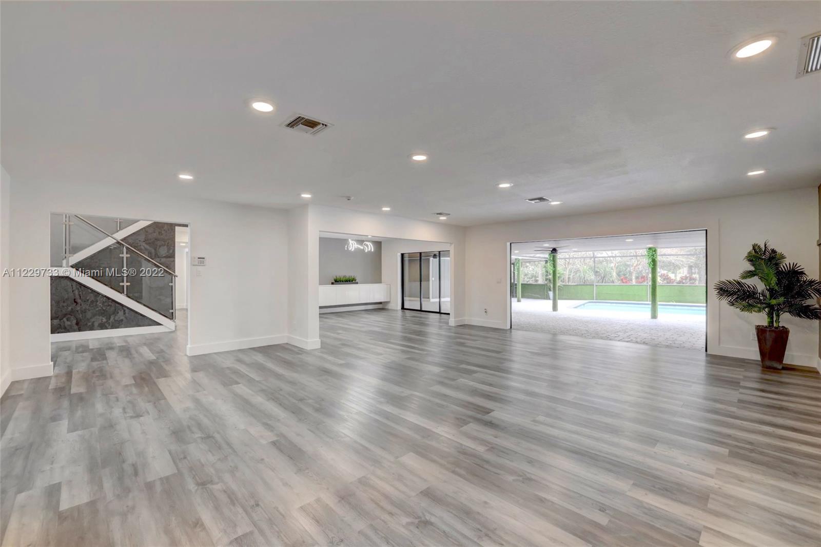 2501 SE Morningside Blvd Unit: 2501