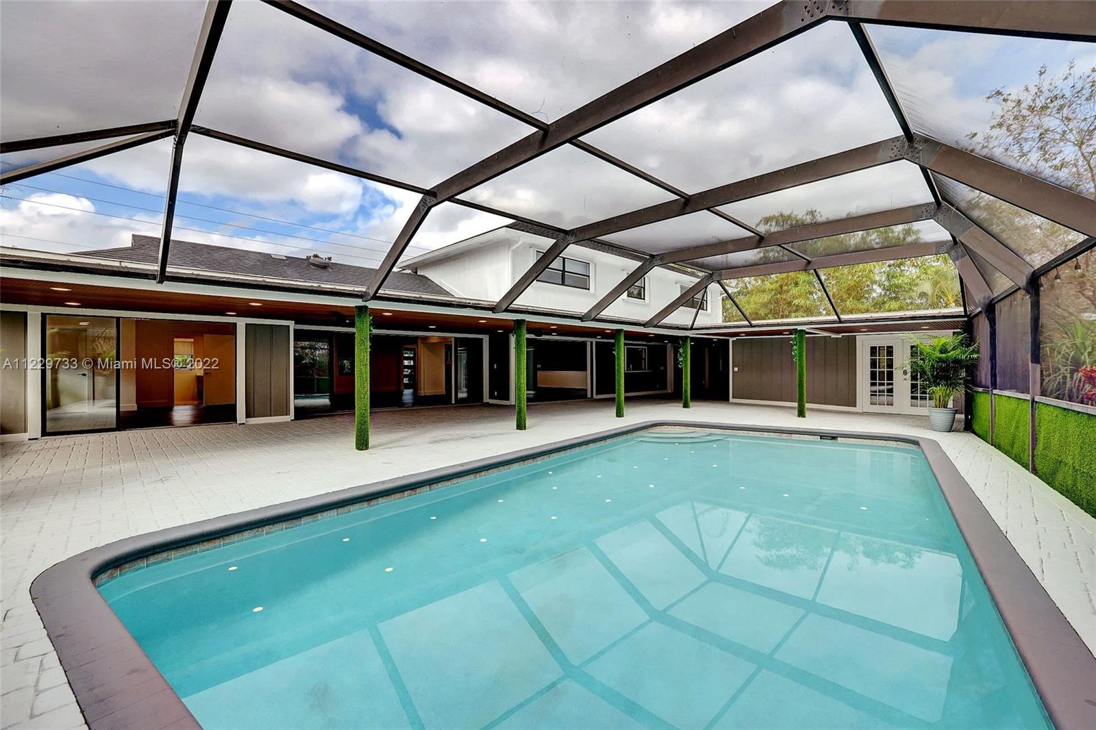 2501 SE Morningside Blvd Unit: 2501